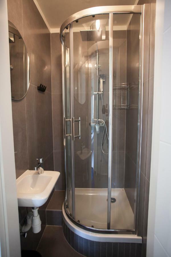 Chmielna - City Center Residence วอร์ซอ ภายนอก รูปภาพ